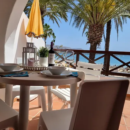 公寓 First Sealine Duplex No 6 Directly At The Sea And Beach, Heated Pool, Wifi, Terrace