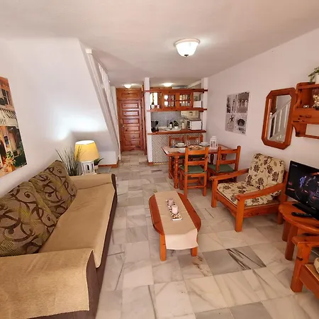 First Sealine Duplex No 6 Directly At The Sea And Beach, Heated Pool, Wifi, Terrace 美洲海滩